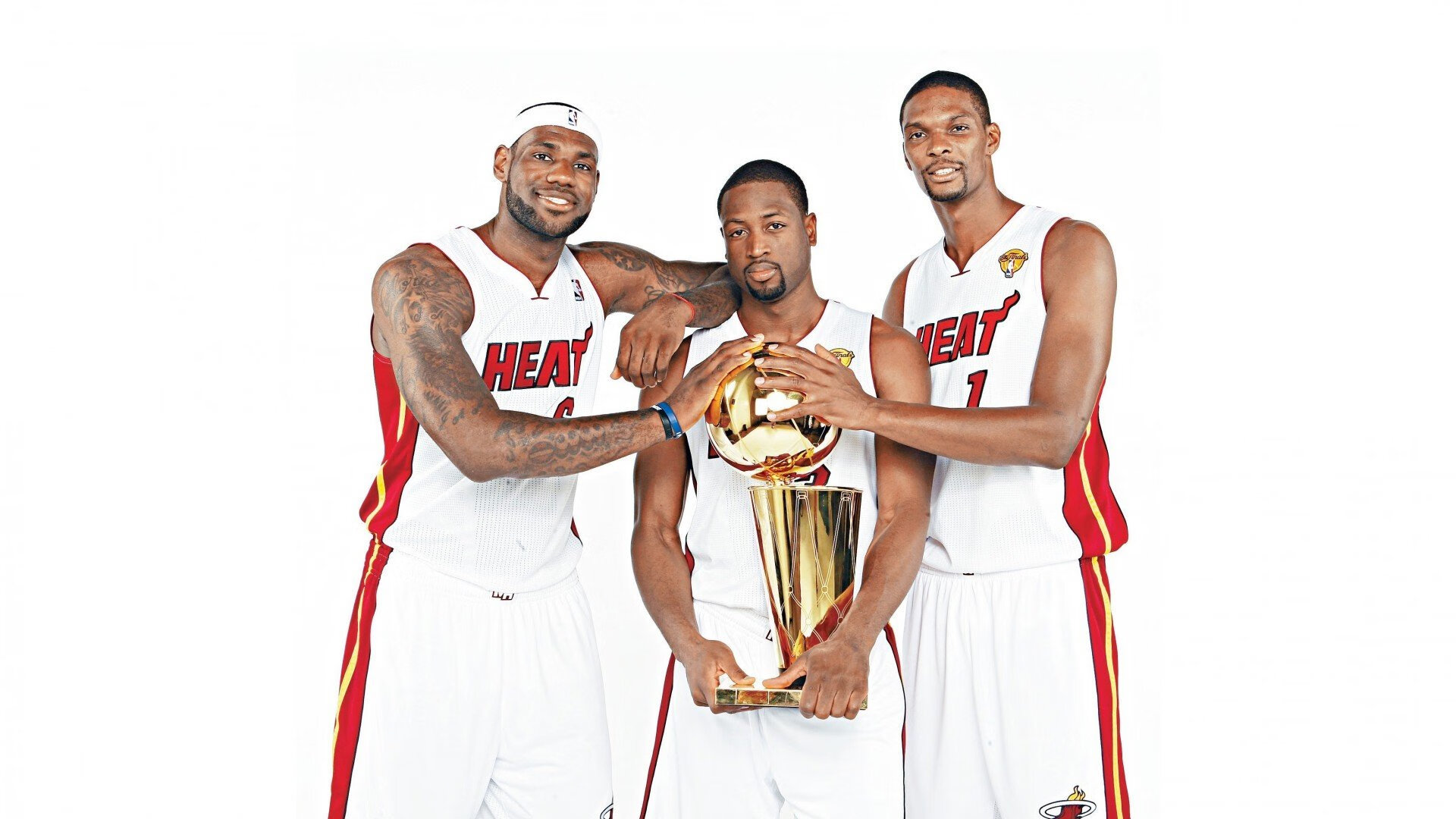 富勒姆进攻多样，白百合冲击保级区