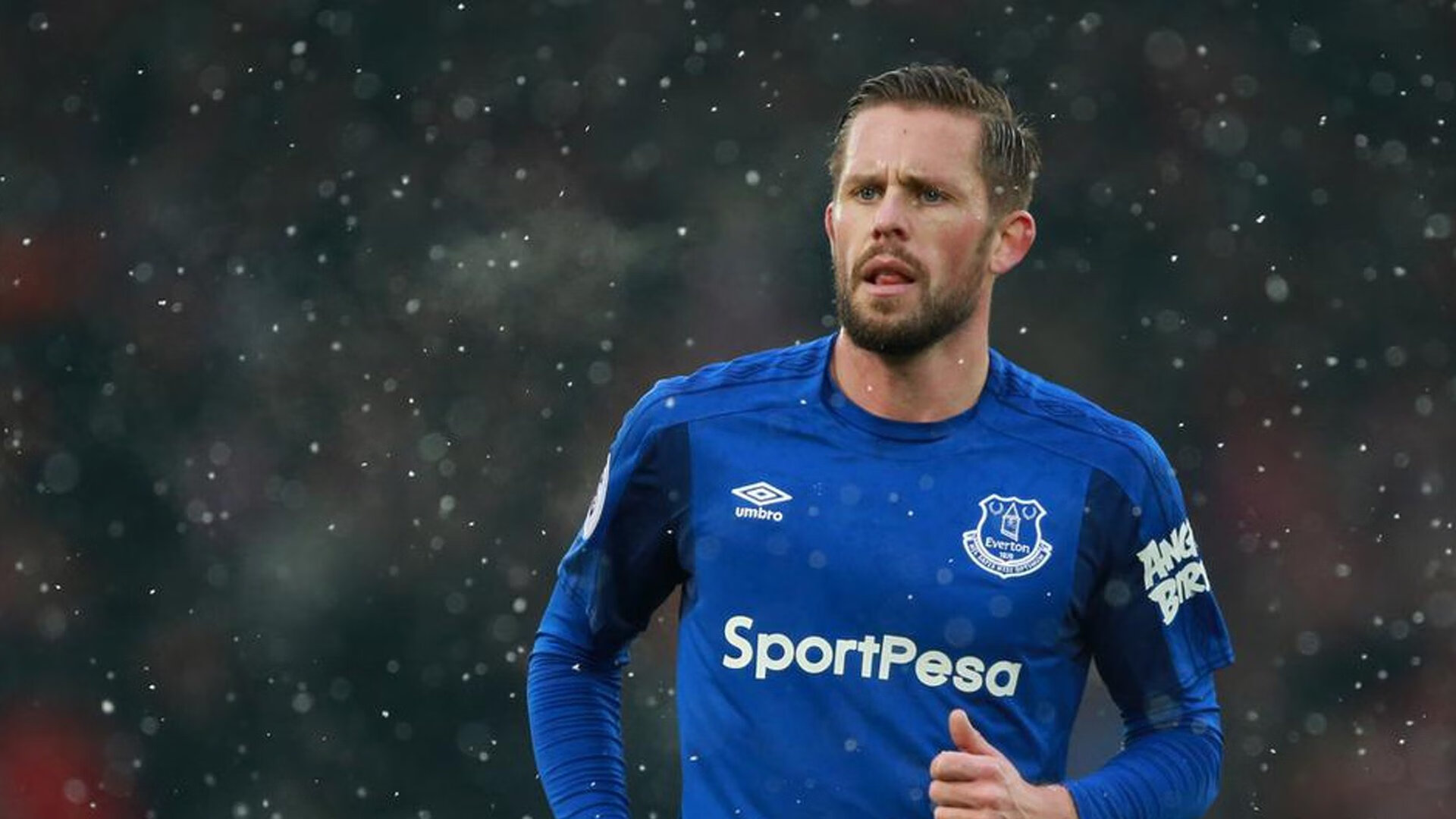 法甲争冠激战：奥尔良逆转摩纳哥，争夺欧战席位，奥尔莫转会